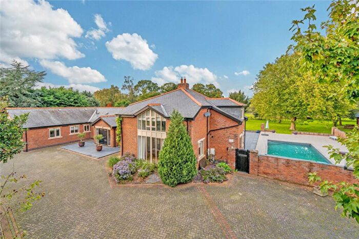 5 Bedroom Detached House For Sale In Middle Street, Nether Heyford, Northamptonshire, NN7