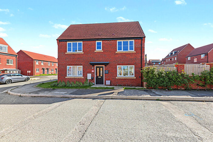 3 Bedroom Semi-Detached House For Sale In Cherry Drive, Holmewood, Chesterfield, S42