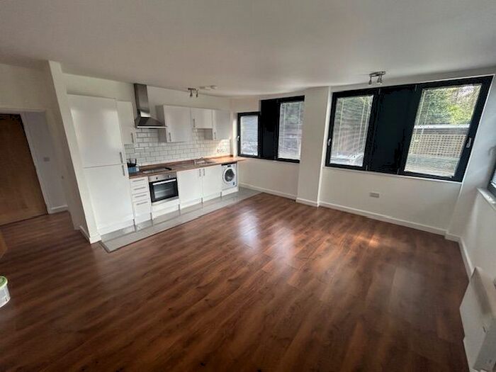 2 Bedroom Flat To Rent In Touthill Place, Peterborough, PE1