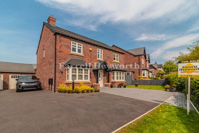 4 Bedroom Detached House For Sale In Willbrook Close, Grimsargh, Preston, PR2