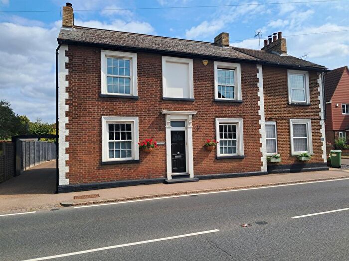 3 Bedroom Semi-Detached House For Sale In Watling Street, Hockliffe, Leighton Buzzard, LU7
