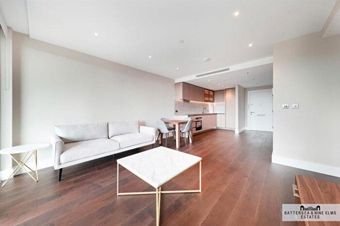 1 Bedroom Apartment For Sale In Huntington House, Prince Of Wales Drive, SW11