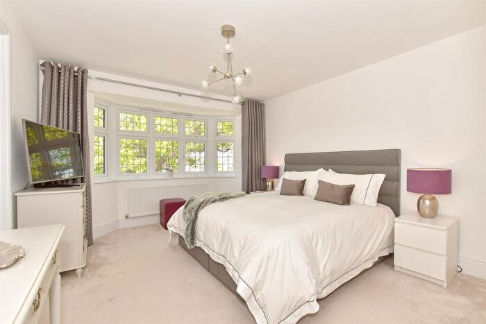 3 Bedroom Detached House For Sale In Collier Walk, Hersden, Canterbury, Kent, CT3