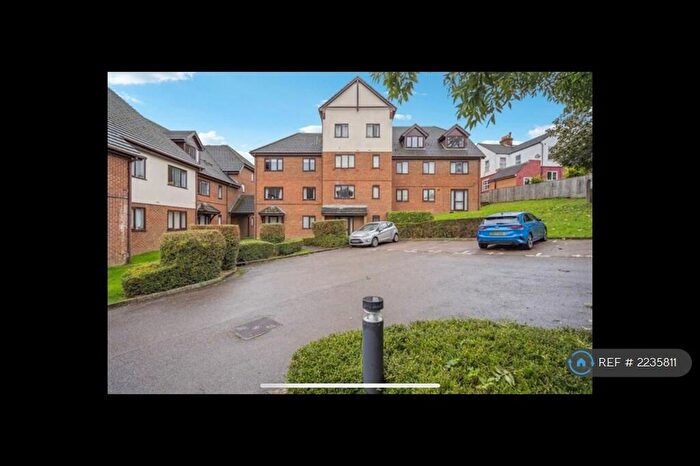 1 Bedroom Flat To Rent In Sovereign Court, High Wycombe, HP13