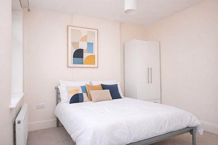 4 Bedroom Terraced House To Rent In Upper Bevendean Avenue, Brighton, BN2