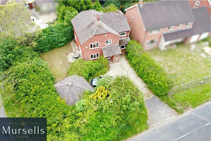 4 Bedroom Detached House For Sale In New Road, Lytchett Minster, Poole, BH16