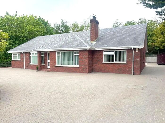4 Bedroom Detached Bungalows For Sale In Dromore Road, Banbridge, BT32