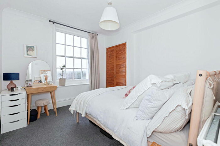 2 Bedroom Flat For Sale In Vernon Terrace, Brighton, BN1