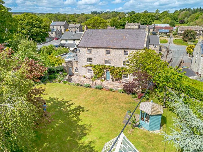 5 Bedroom Detached House For Sale In Bellerby, Leyburn, North Yorkshire, DL8