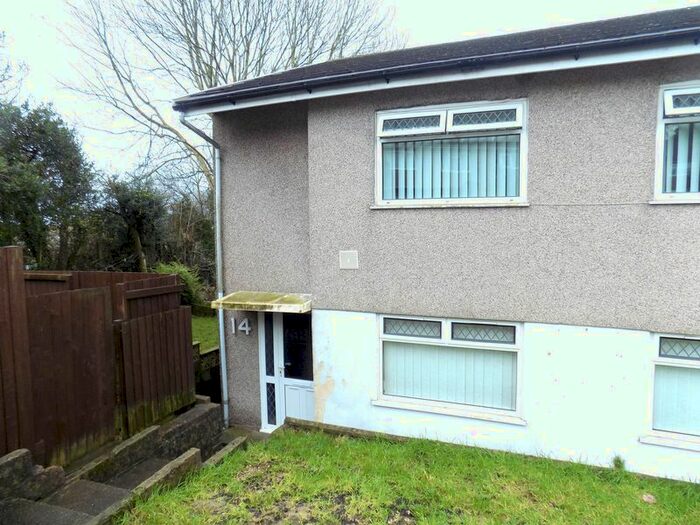2 Bedroom Flat To Rent In Bryn Owain, Highfields, CF83