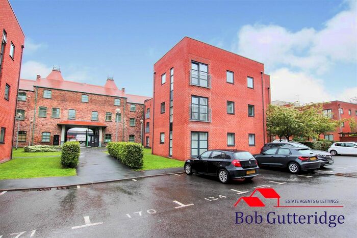 2 Bedroom Flat To Rent In Hartley Court, Cliffe Vale, Stoke-On-Trent, ST4