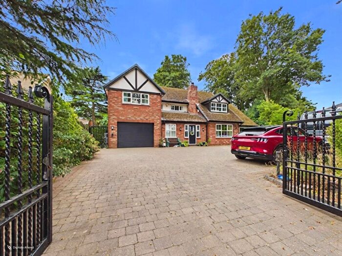4 Bedroom Detached House For Sale In Vicarage Lane, Westhead, L40