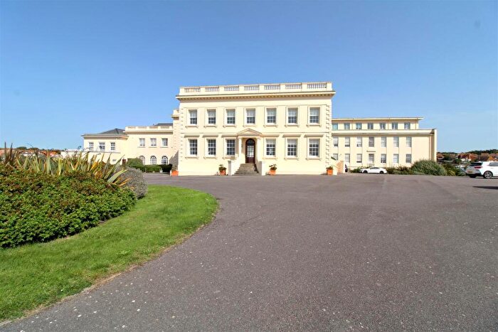 2 Bedroom Flat To Rent In College Road, Seaford, BN25
