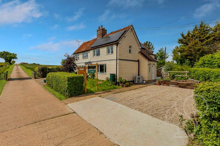 3 Bedroom Semi-Detached House For Sale In School Lane, Great Wigborough, CO5