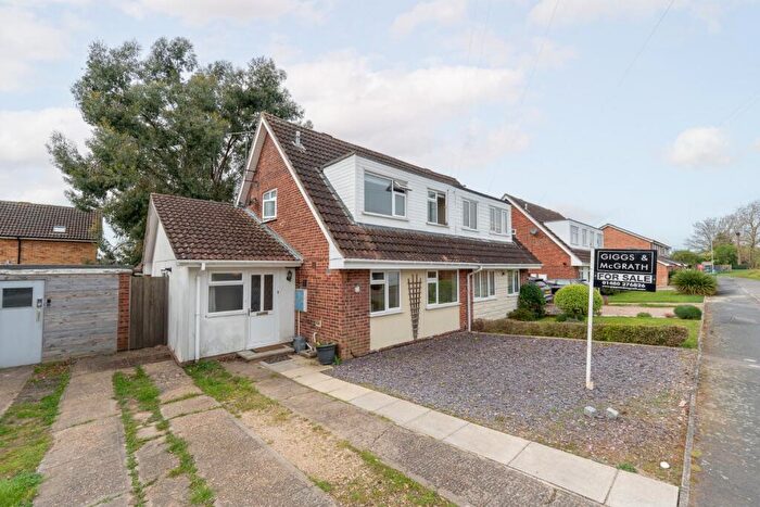 4 Bedroom Semi Detached House For Sale In Bramble End, Alconbury, Huntingdon, Cambridgeshire, PE28
