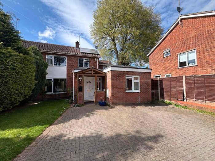 5 Bedroom Semi Detached House To Rent In Timber Bank, Frimley Green, Camberley, Surrey, GU16