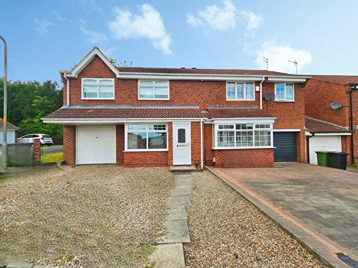 3 Bedroom Semi-Detached House For Sale In Stirling Drive, Bedlington, NE22