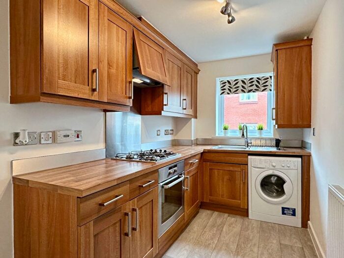 2 Bedroom Flat To Rent In Phoebe Road, Pentrechwyth, SA1