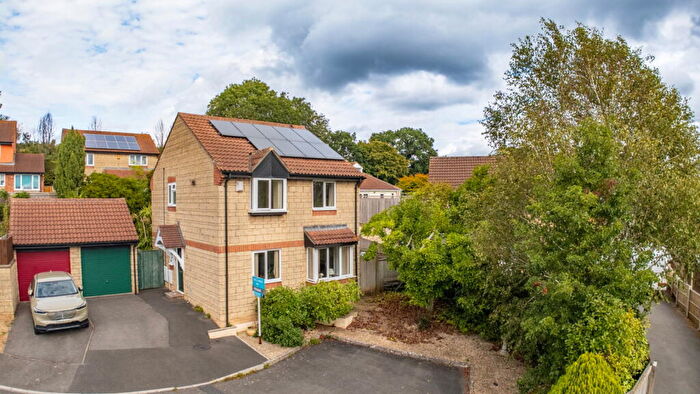 4 Bedroom Detached House For Sale In Grace Drive, Midsomer Norton, Radstock, BA3