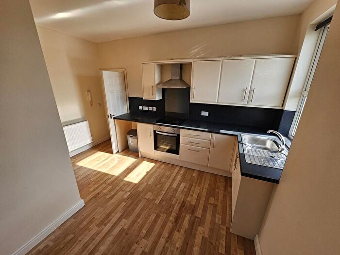1 Bedroom Flat To Rent In Flat, King Street, Newcastle, ST5