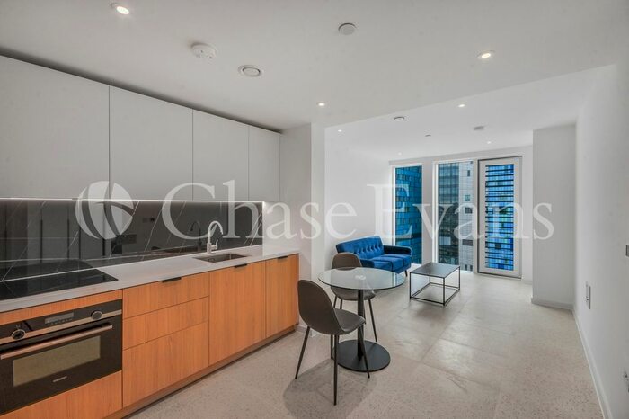 Studio To Rent In Bouchon Point, Silk District, Whitechapel, E1