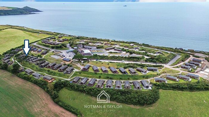 3 Bedroom Lodge For Sale In Whitsand Bay Holiday Park, PL10