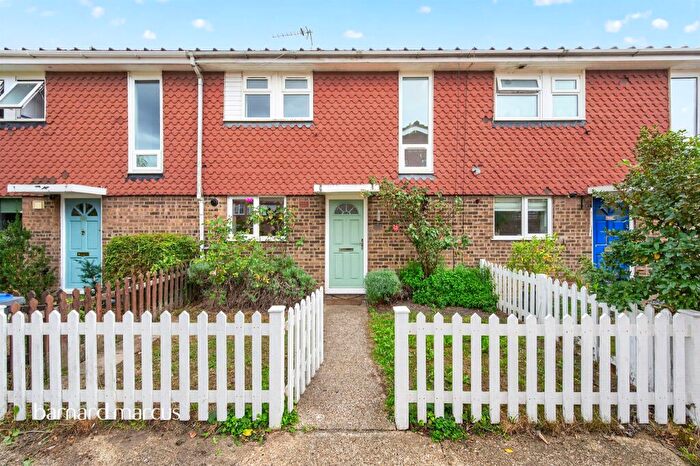 3 Bedroom Terraced House For Sale In Britannia Road, Surbiton, KT5