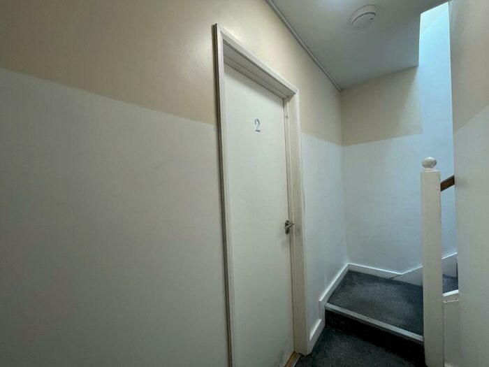 1 Bedroom Apartment To Rent In Gold Street, Northampton, NN1