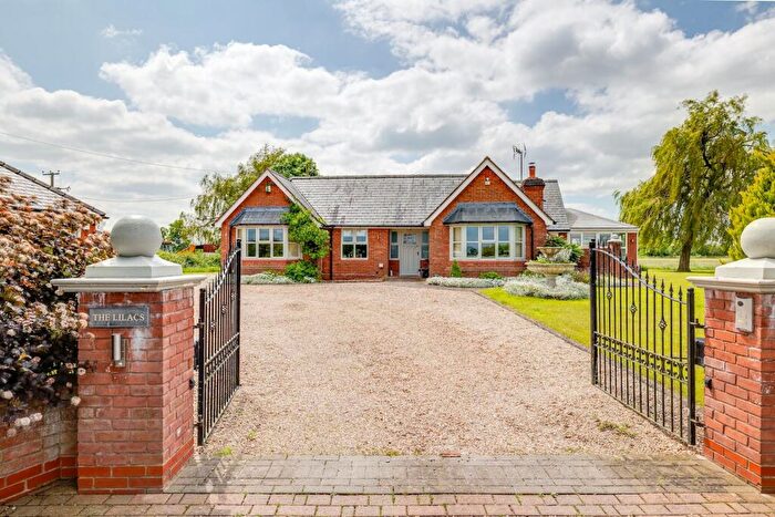 5 Bedroom House For Sale In Parkside, Rossett, LL12
