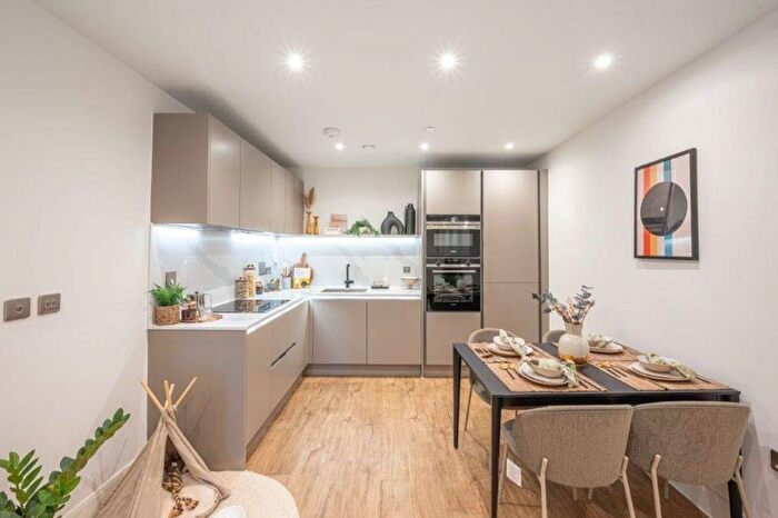 Studio To Rent In Uncle Colindale, Colindale, London, NW9