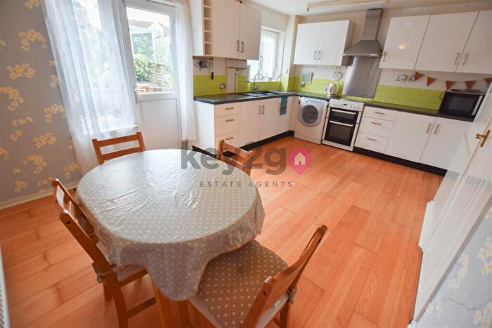 3 Bedroom Terraced House For Sale In Clayton Hollow, Waterthorpe, Sheffield, S20