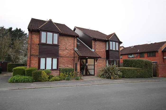 Studio To Rent In Newbridge Close, Broadbridge Heath, RH12