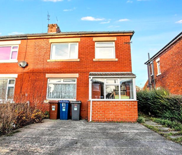 3 Bedroom Semi-Detached House For Sale In Collins Road, Bamber Bridge, Preston, PR5