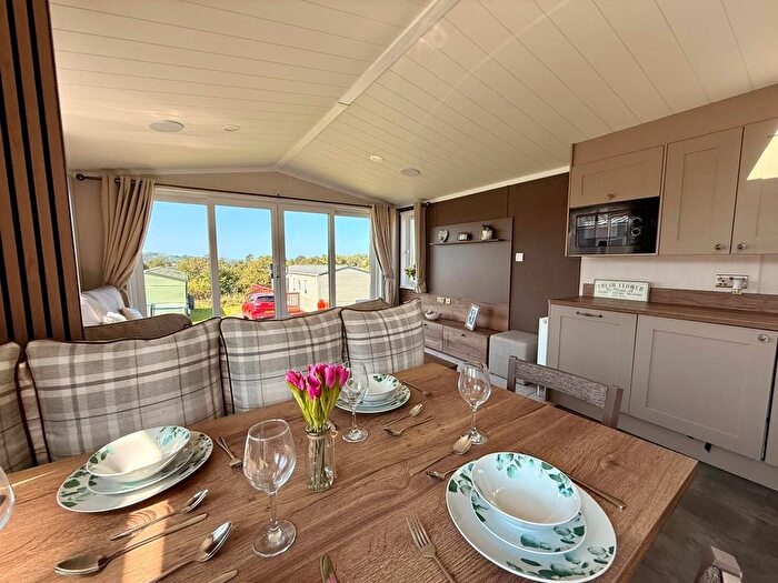 2 Bedroom Mobile/park Home For Sale In Eyemouth Road, Coldingham, Eyemouth, TD14