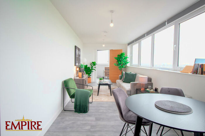 1 Bedroom Apartment To Rent In Apt, B25