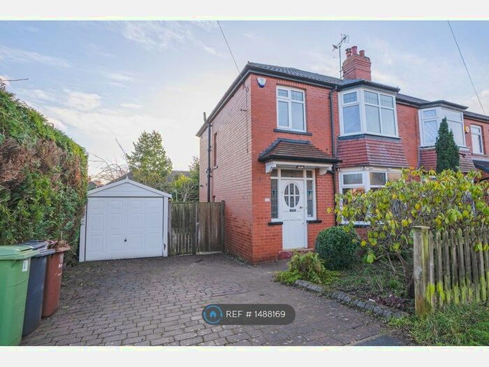 3 Bedroom Semi-Detached House To Rent In Dominion Avenue, Leeds, LS7