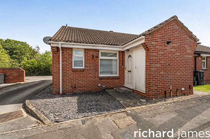 1 Bedroom Semi-Detached Bungalow For Sale In Thornford Drive, Westlea, Swindon, SN5