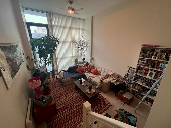 1 Bedroom Flat To Rent In Pantbach Road, Rhiwbina, Cardiff, CF14