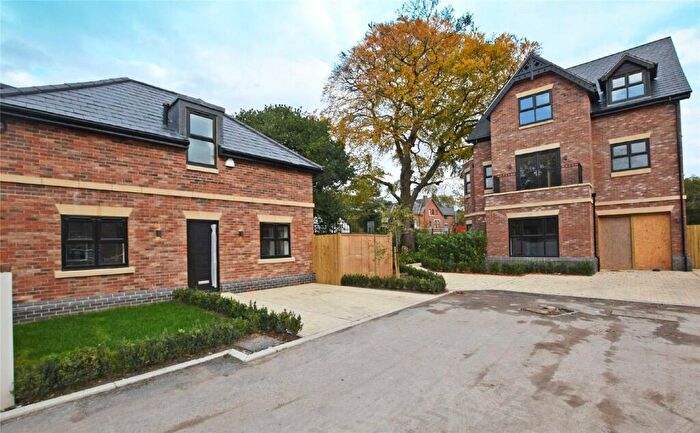 2 Bedroom Detached House To Rent In Barlow Moor Road, Didsbury, Manchester, M20