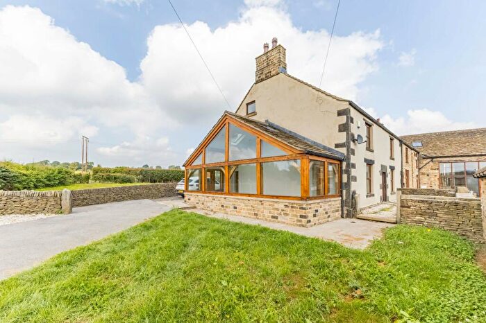 4 Bedroom House To Rent In Old Hall Lane, Emley, Huddersfield, HD8