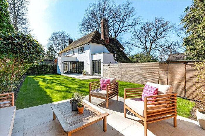 3 Bedroom Semi-Detached House For Sale In Sunninghill Road, Ascot, SL5