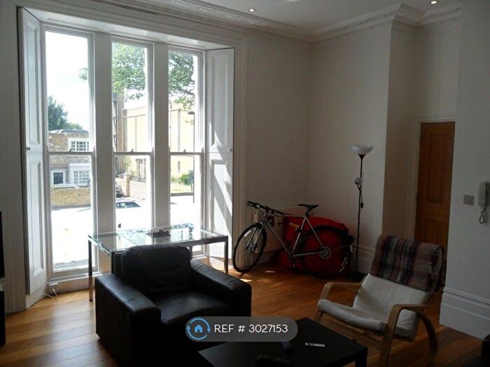 2 Bedroom Flat To Rent In Park Hill, London, SW4
