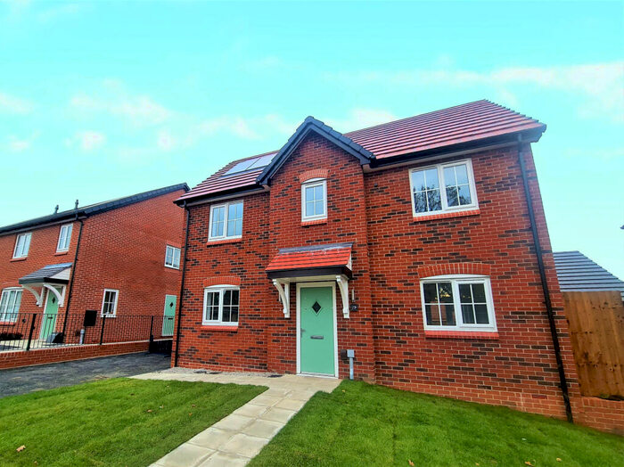 3 Bedroom Detached House To Rent In Sunningdale Street, Preston, PR2
