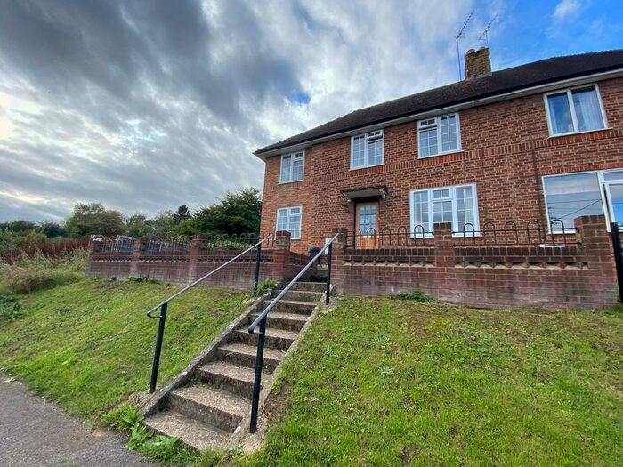 4 Bedroom Semi-Detached House To Rent In Bath Lane Terrace, Buckingham, MK18