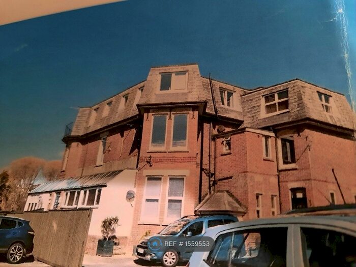 2 Bedroom Flat To Rent In The Moorings, Exmouth, EX9