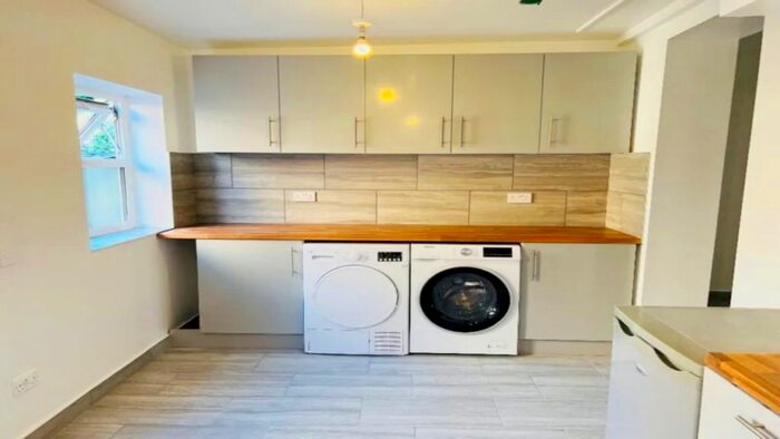 7 Bedroom Terraced House To Rent In Garnet Walk, London, E6