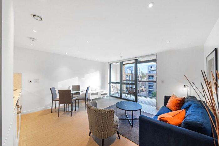 1 Bedroom Flat To Rent In Ann Street, Packington Square, N1