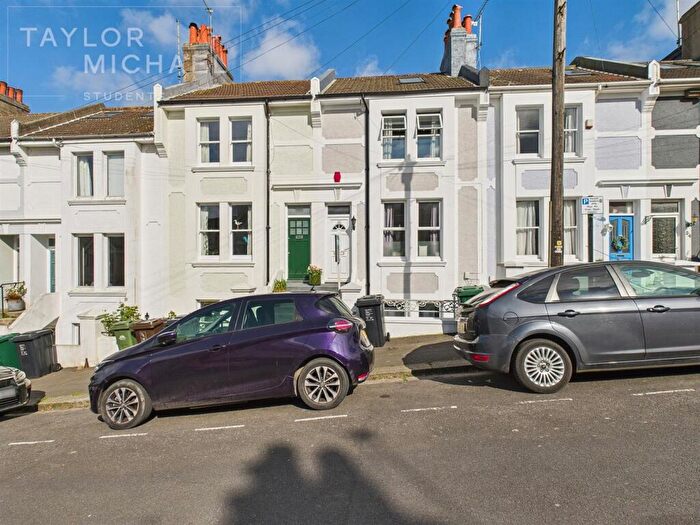 7 Bedroom Terraced House To Rent In Totland Road, Brighton, BN2