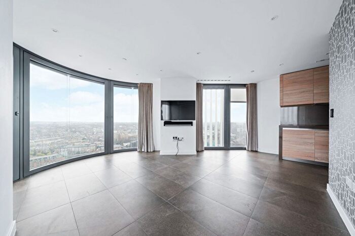 2 Bedroom Flat To Rent In Chronicle Tower, City Road, EC1V