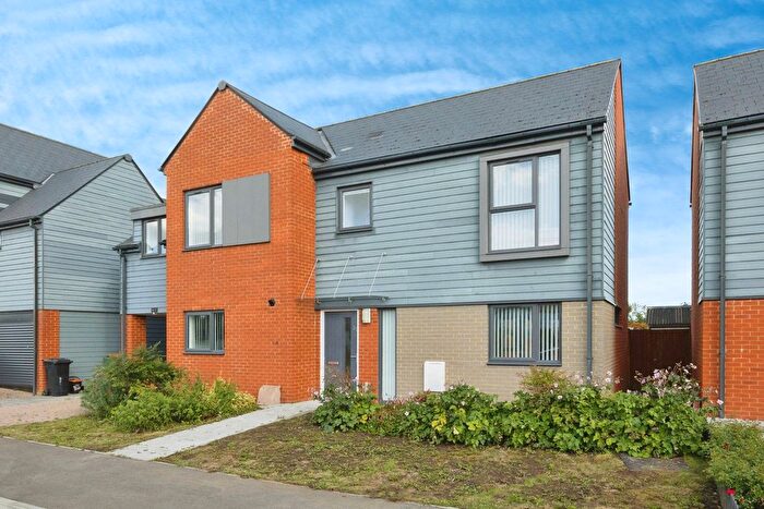 4 Bedroom Detached House For Sale In Scholars Way, Ashford, TN23